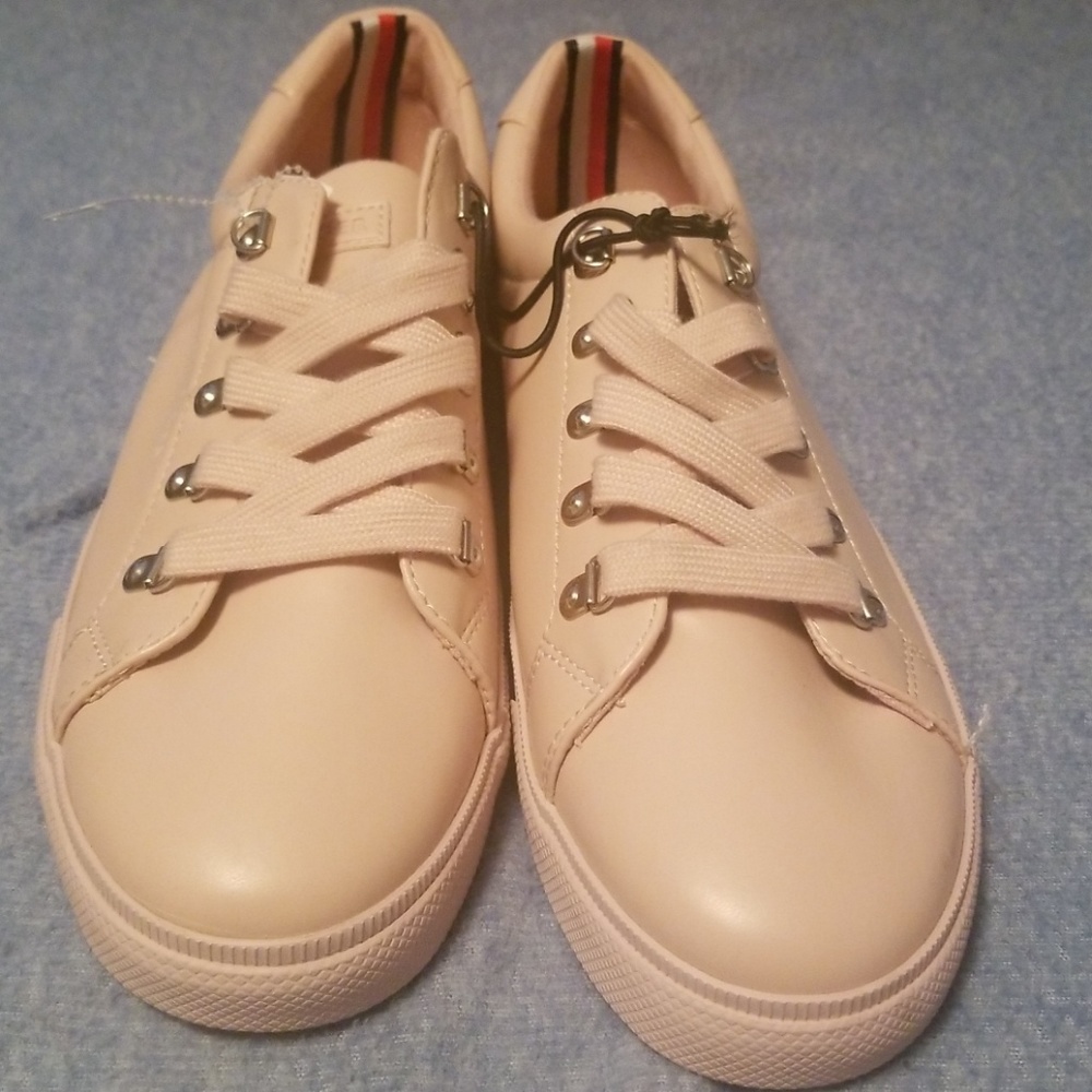 Tennis tommy